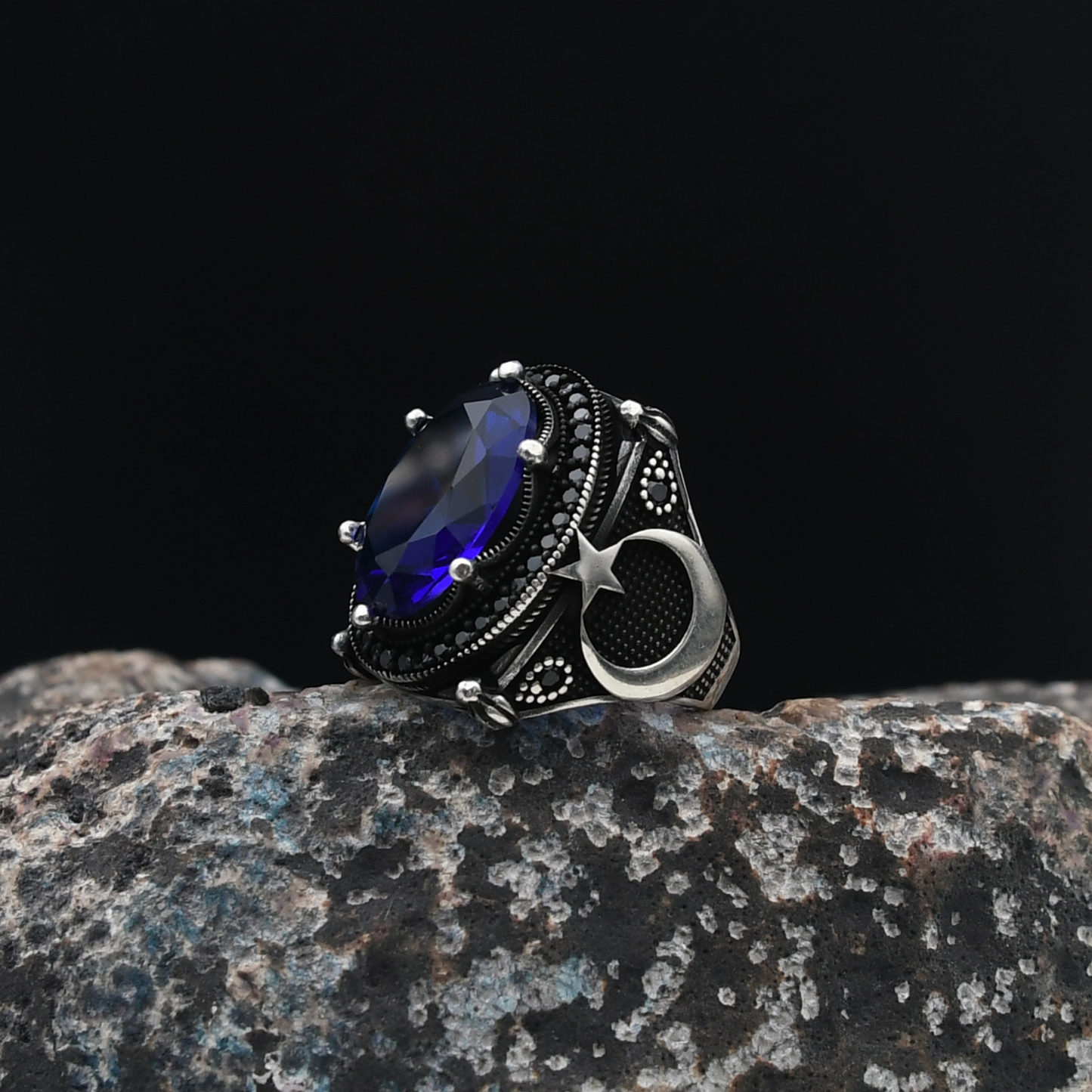 Ay Yıldızlı Lacivert Zirkon Taşlı Gümüş Yüzük