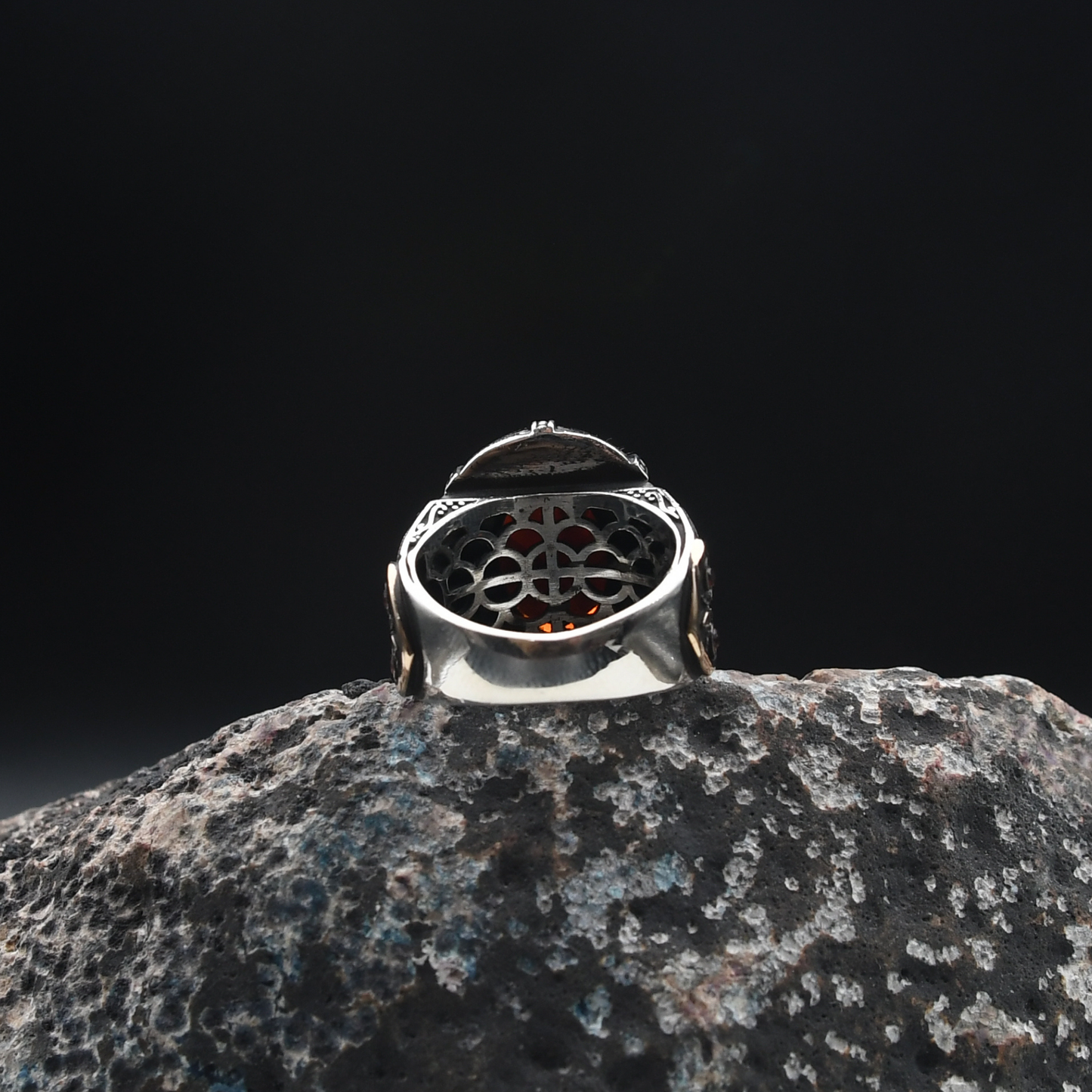 Kırmızı Zirkon Taşlı Gümüş Yüzük