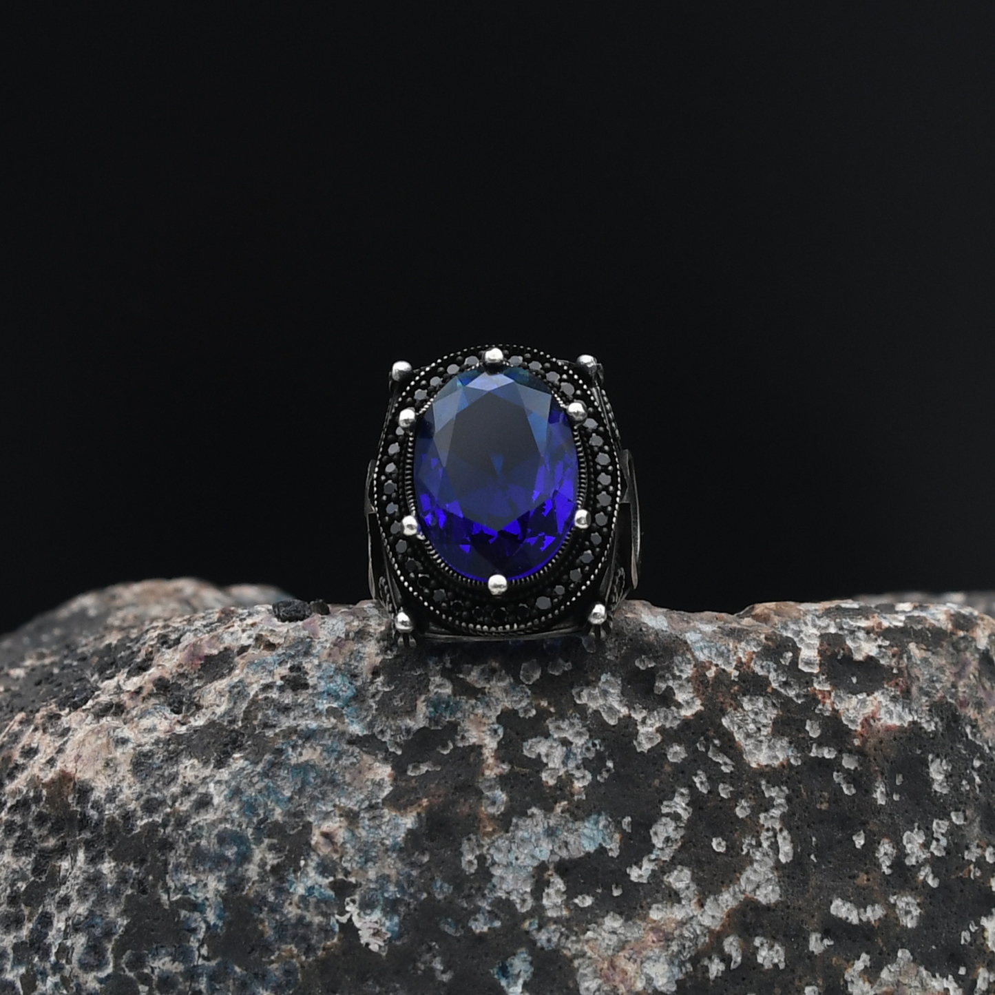 Ay Yıldızlı Lacivert Zirkon Taşlı Gümüş Yüzük