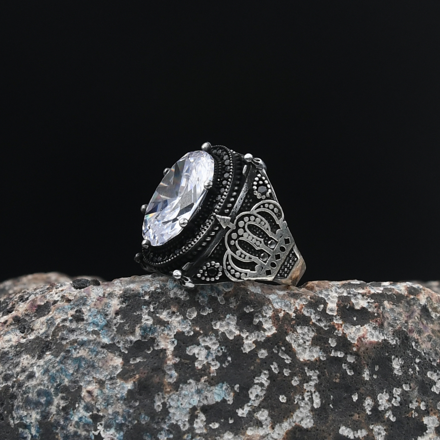 Kral Tacı Motifli Gümüş Yüzük