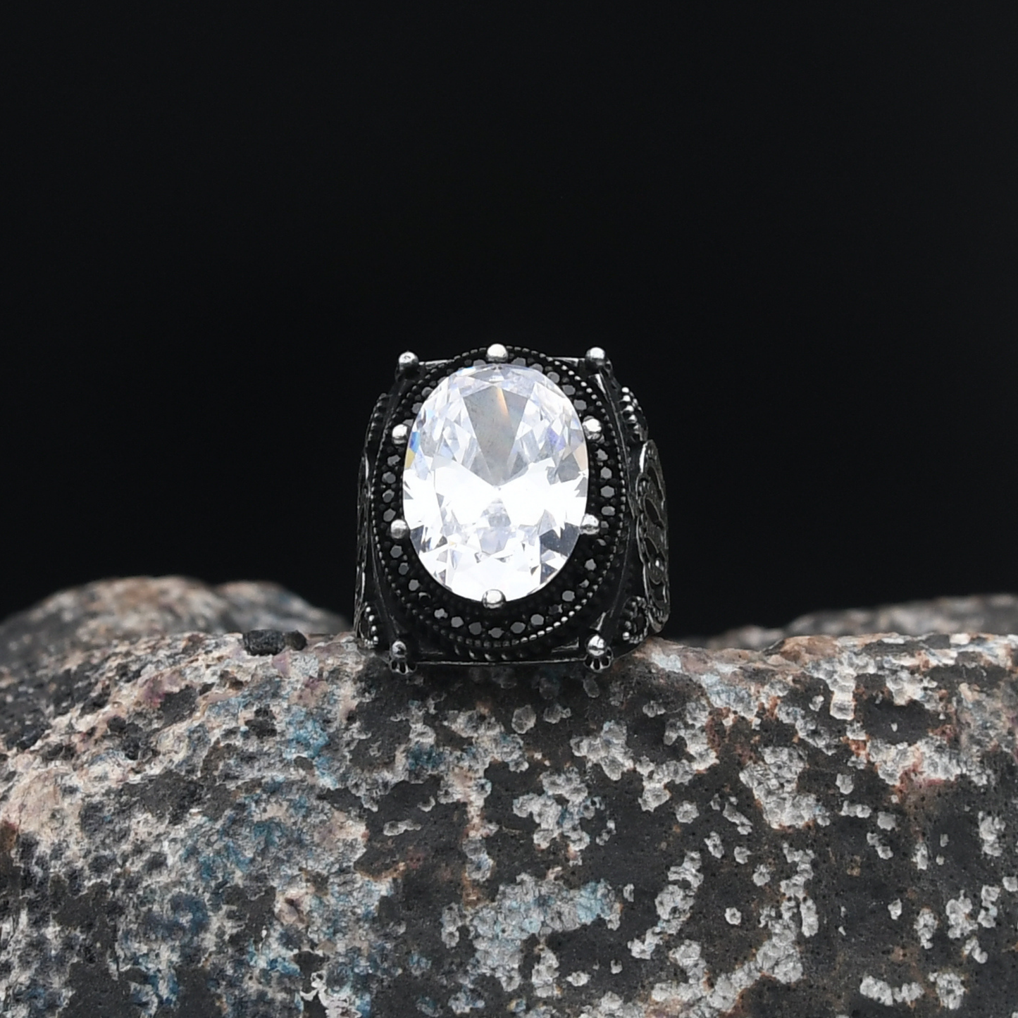 Kral Tacı Motifli Gümüş Yüzük