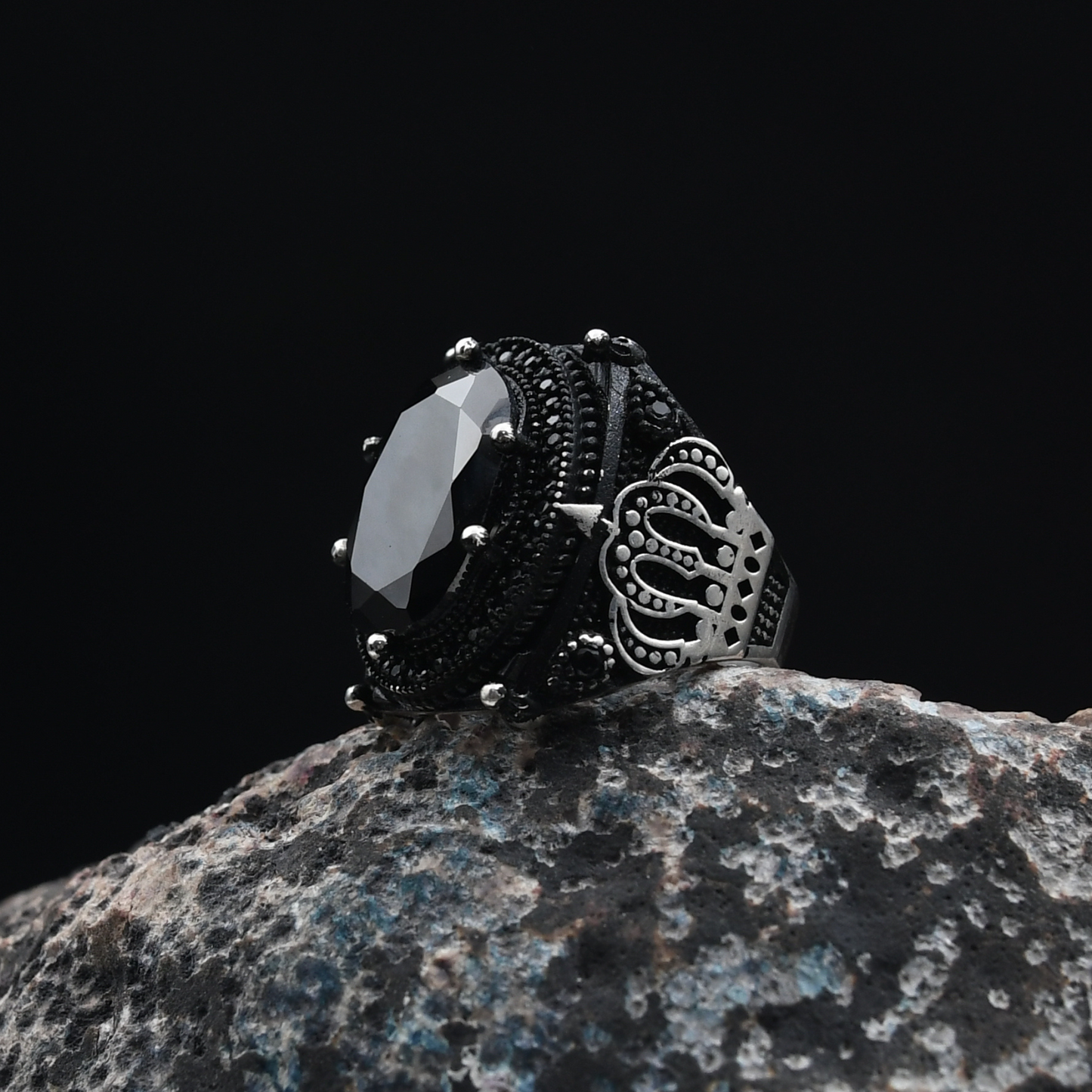 Kral Tacı Motifli Gümüş Yüzük