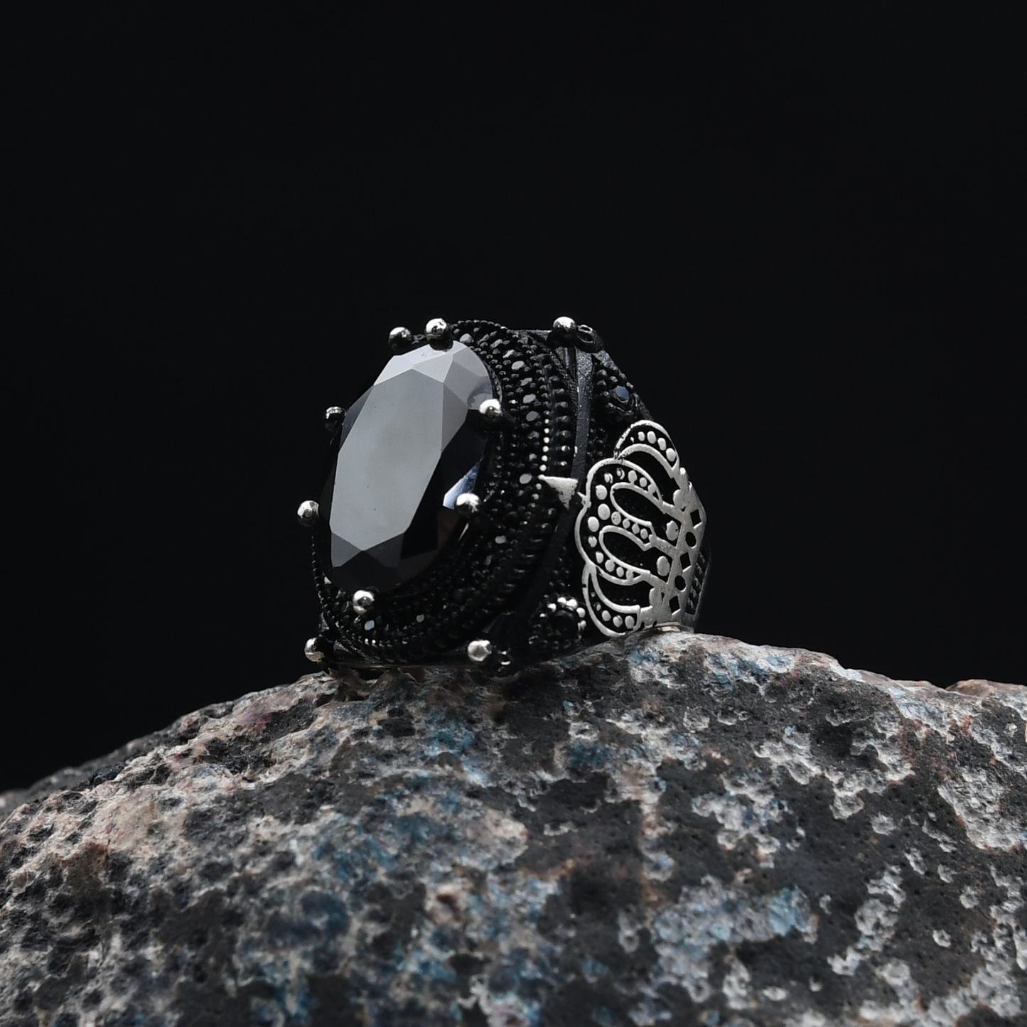 Kral Tacı Motifli Gümüş Yüzük