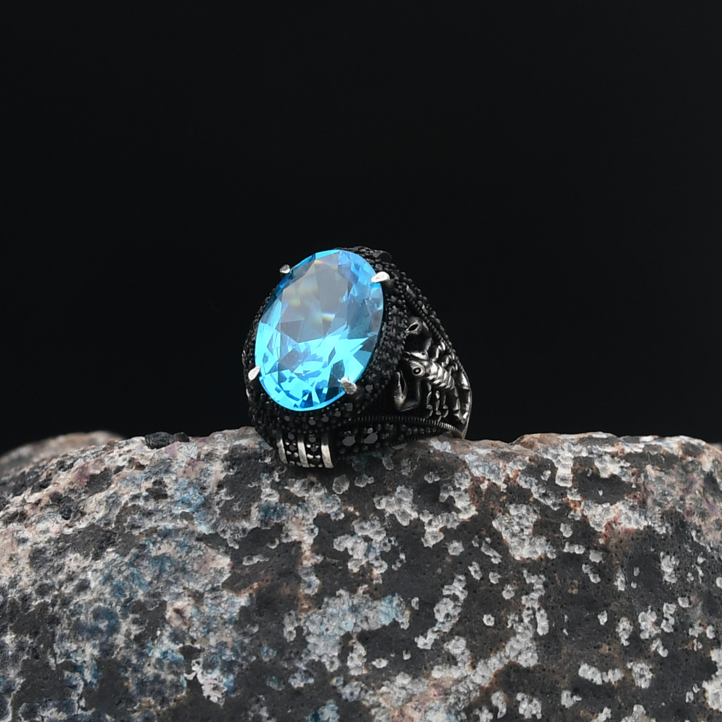 Akrep Figürlü Gümüş Yüzük