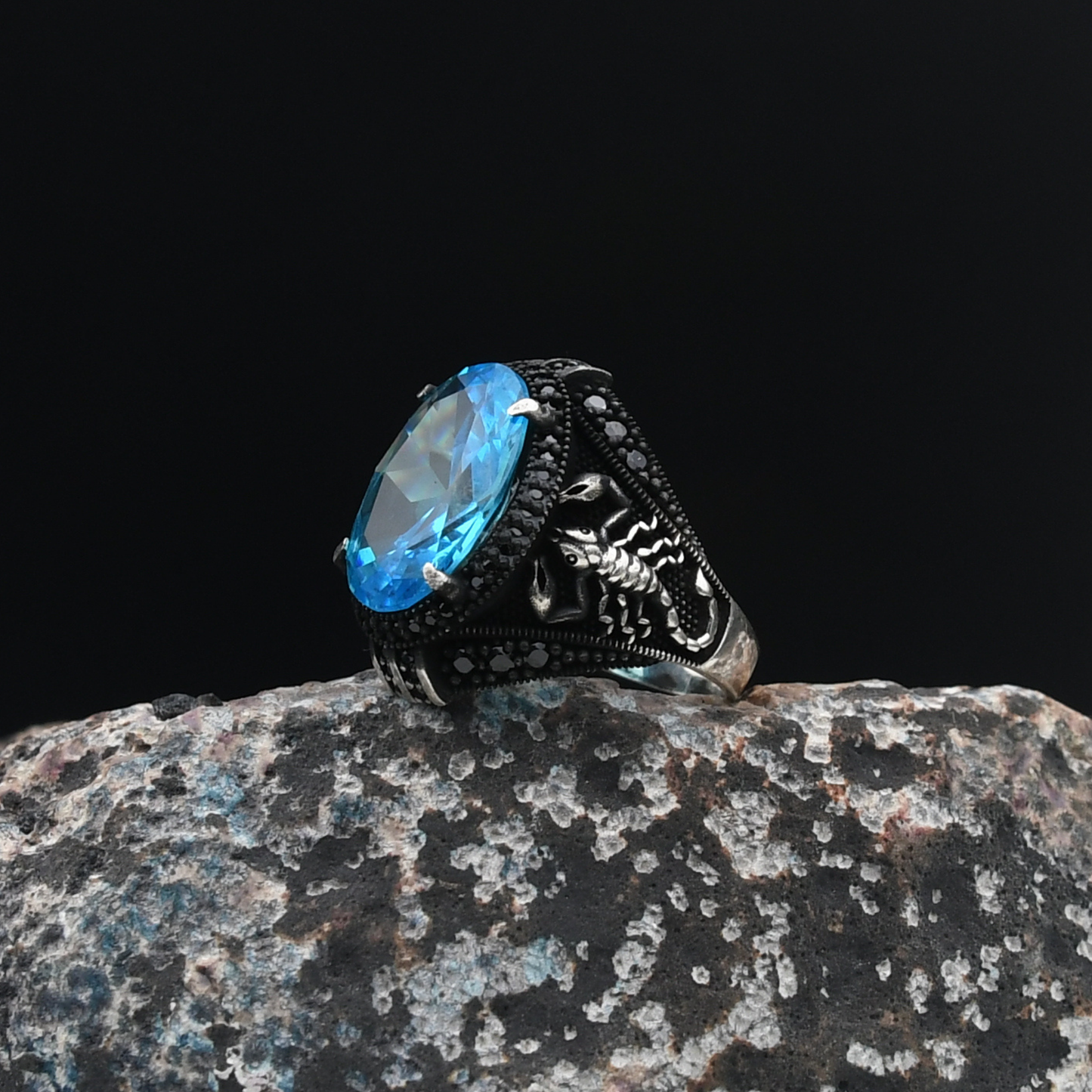 Akrep Figürlü Gümüş Yüzük