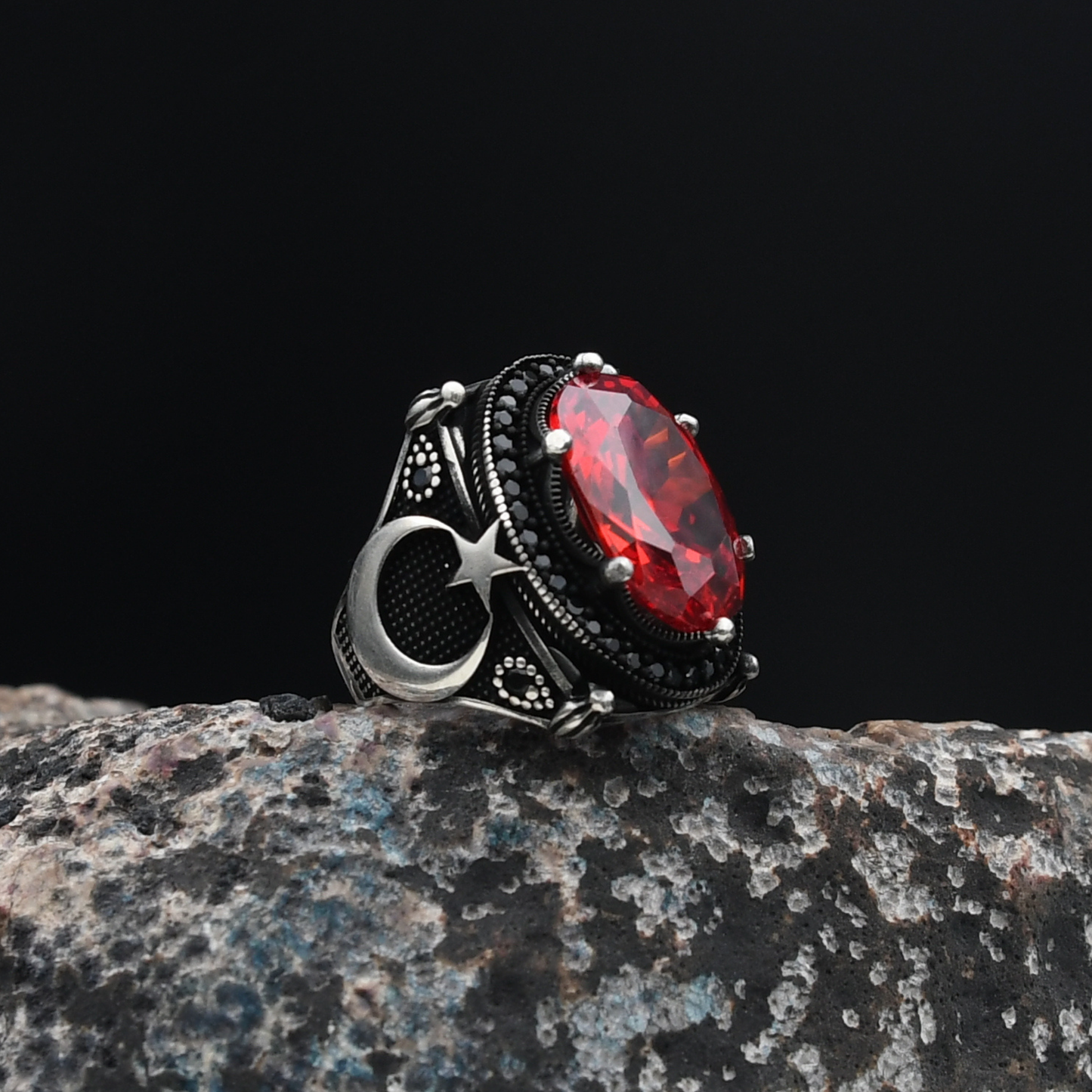 Ay Yıldızlı Kırmızı Zirkon Taşlı Gümüş Yüzük