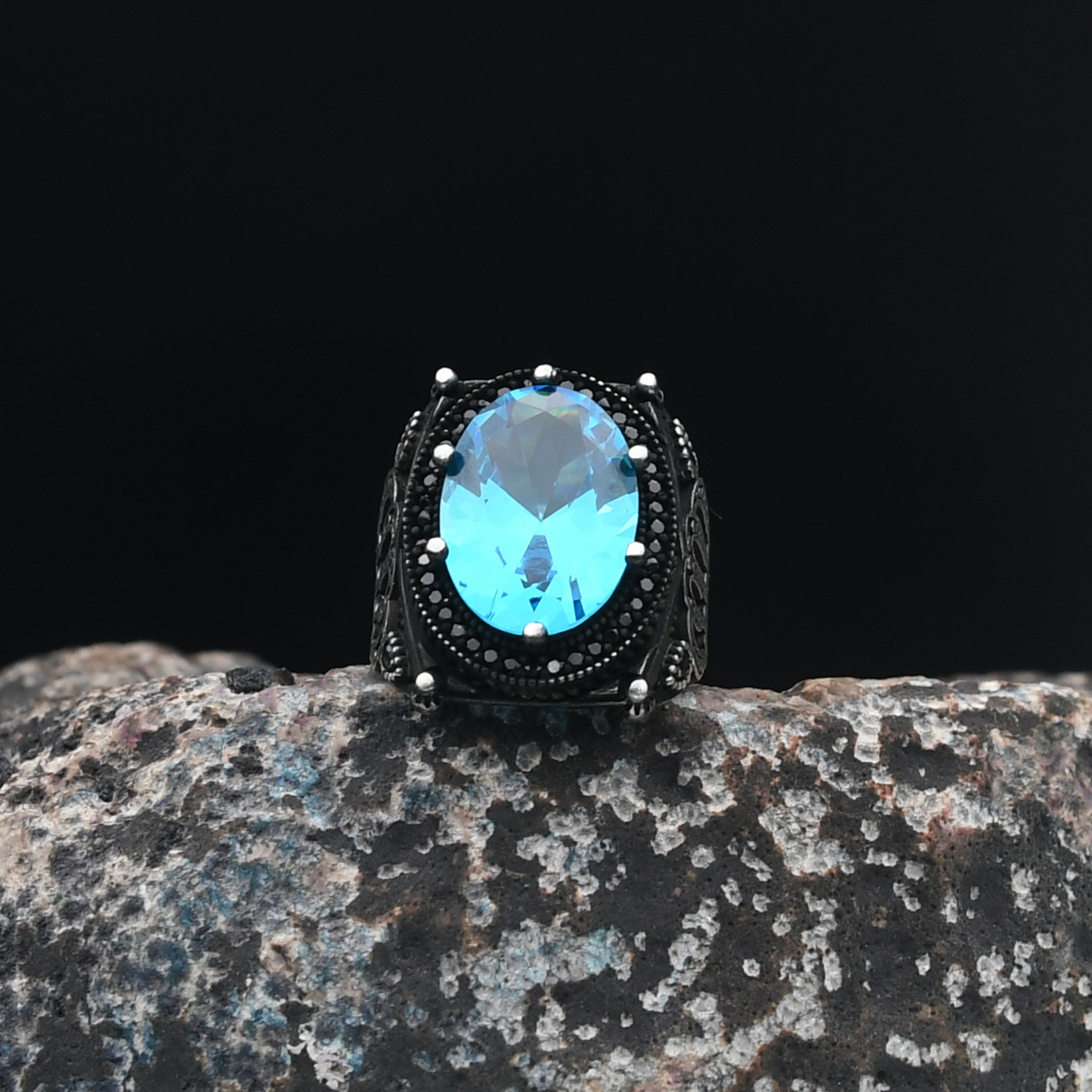 Kral Tacı Motifli Gümüş Yüzük