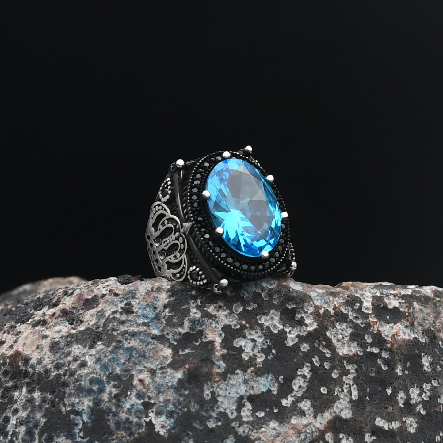 Kral Tacı Motifli Gümüş Yüzük