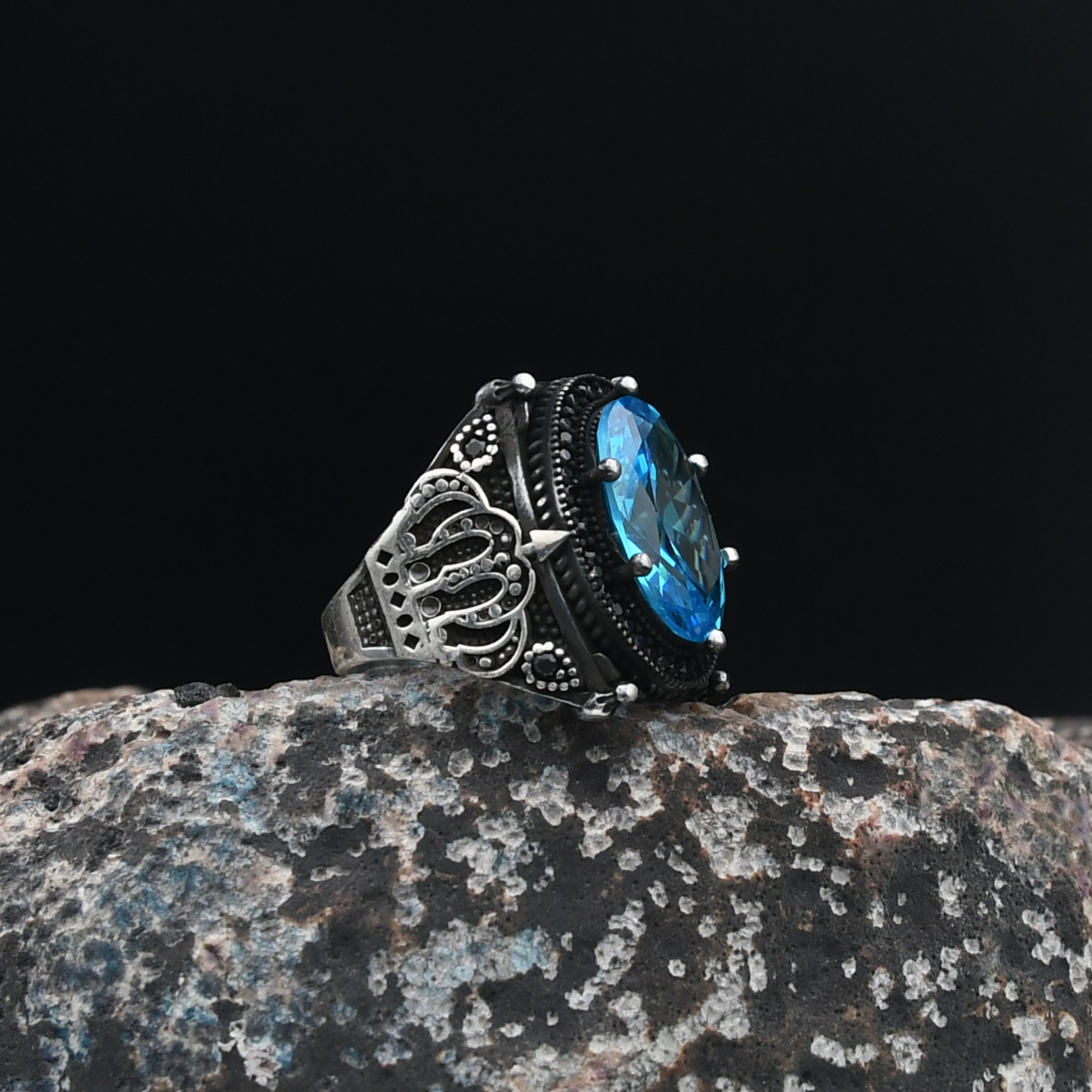 Kral Tacı Motifli Gümüş Yüzük