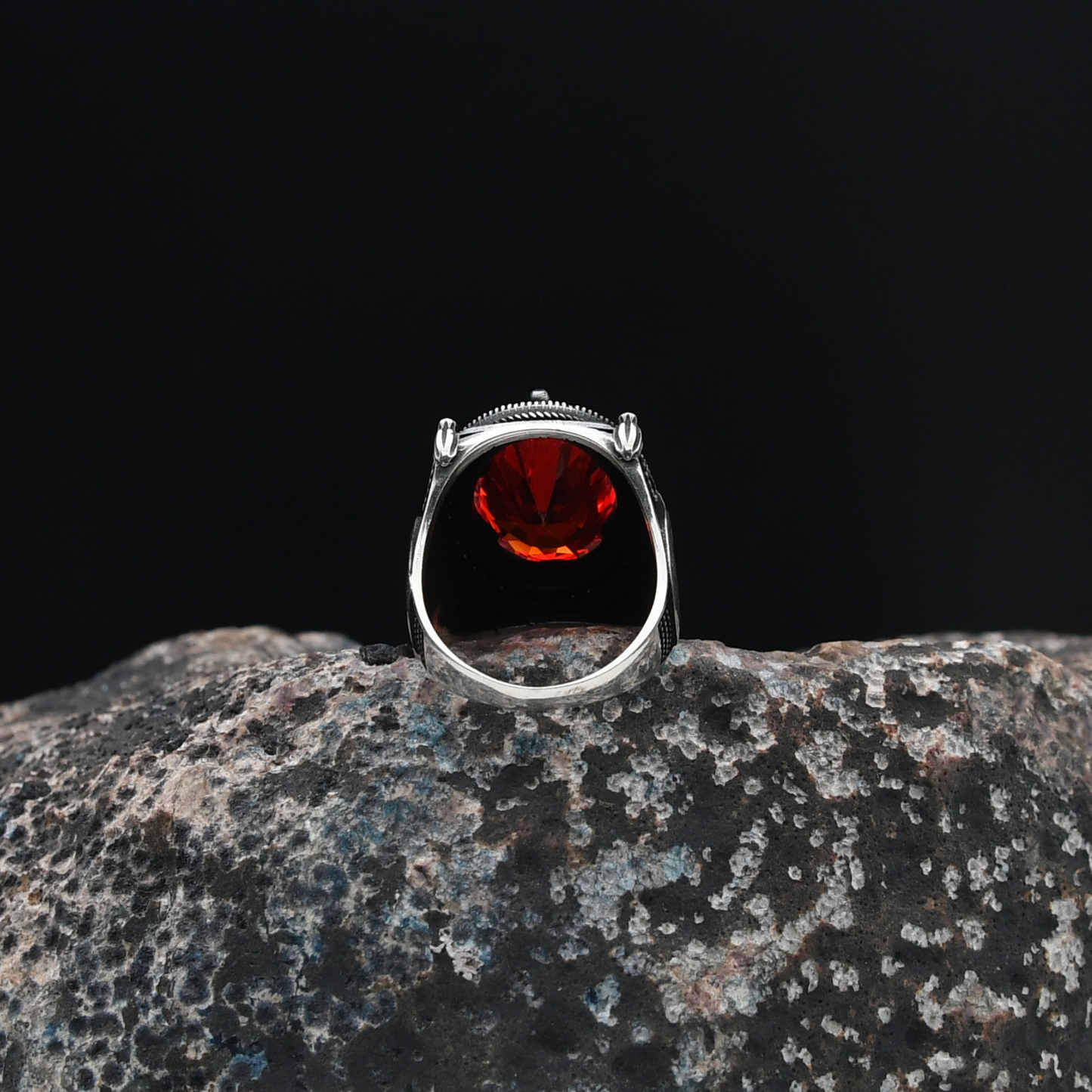 Ay Yıldızlı Kırmızı Zirkon Taşlı Gümüş Yüzük