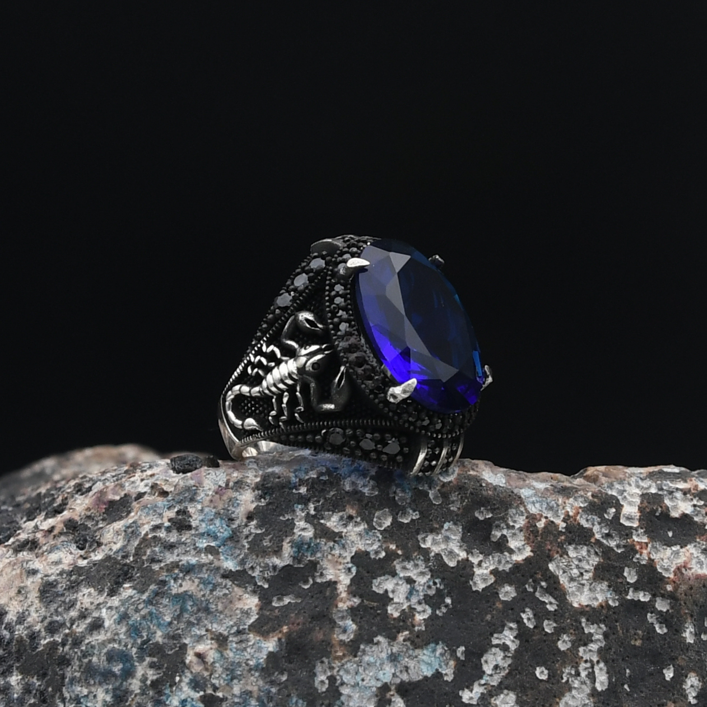 Akrep Figürlü Gümüş Yüzük