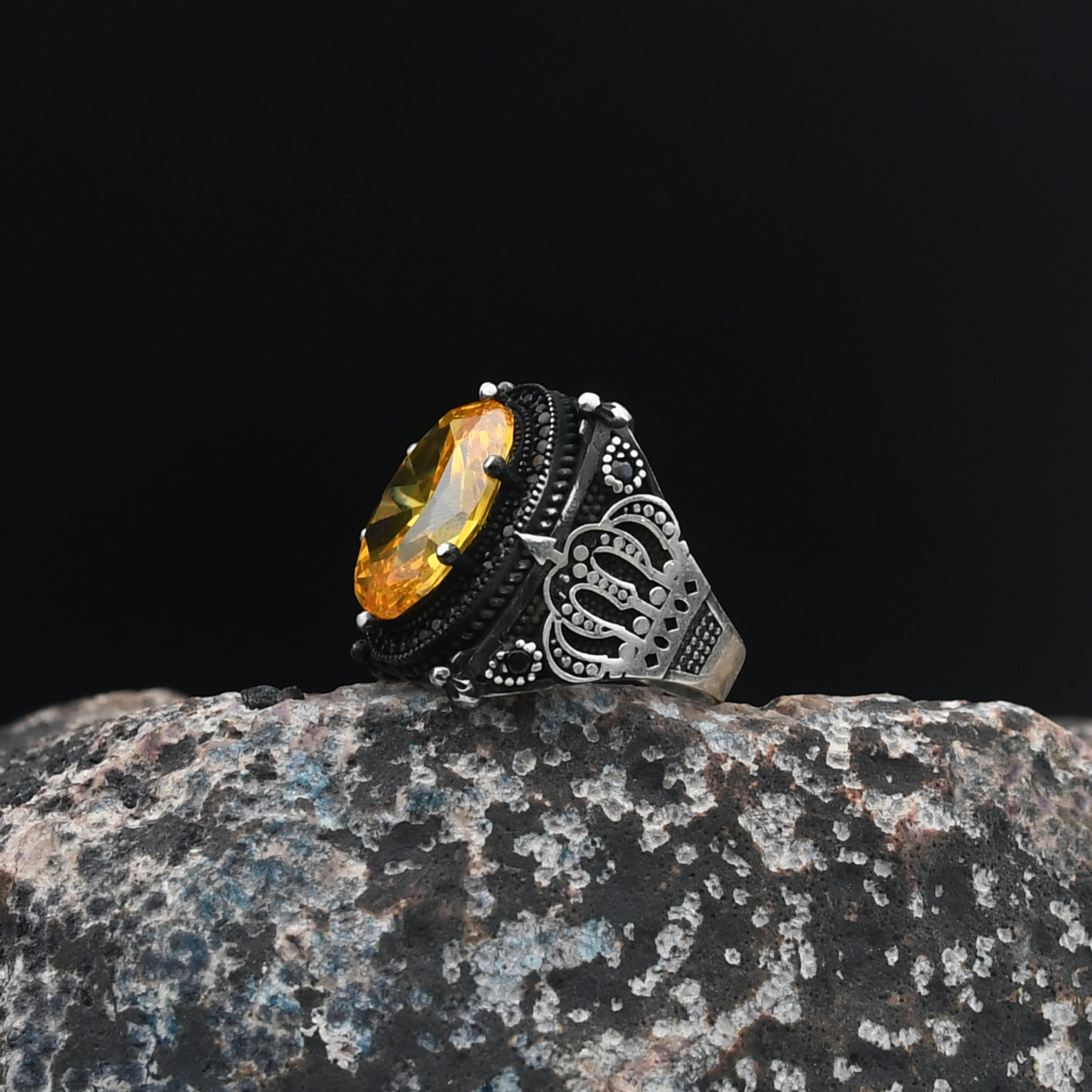 Kral Tacı Motifli Gümüş Yüzük