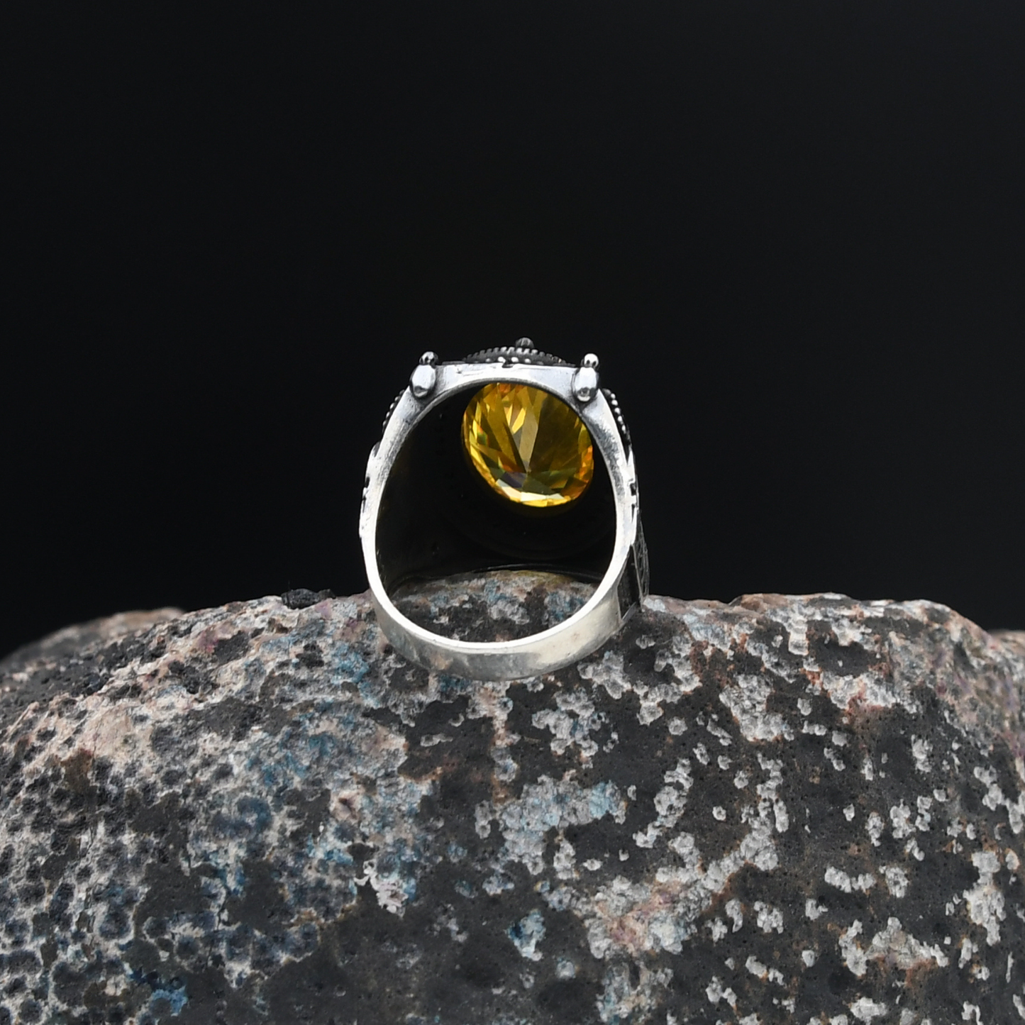 Kral Tacı Motifli Gümüş Yüzük